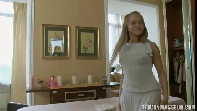 Bedava porno hiçbir kayıt Genç sarışın sarısınporno çok çirkin yaşlı adam