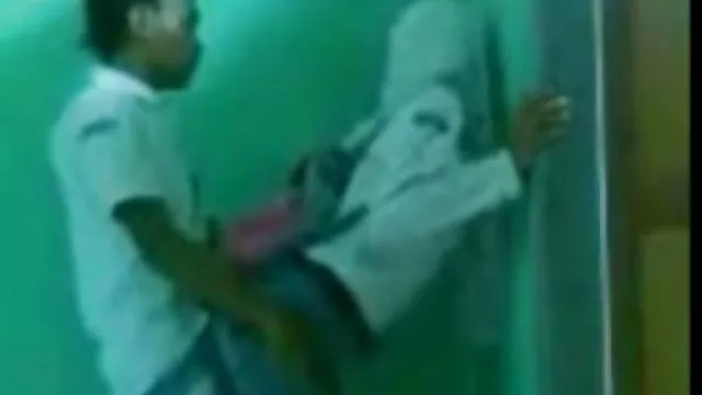 Bedava porno hiçbir kayıt Çorap Hindistan yaz yüz alır lise porna