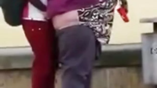 Bedava porno hiçbir kayıt Amatör teen göğüsleri üzerinde cum alır por izl