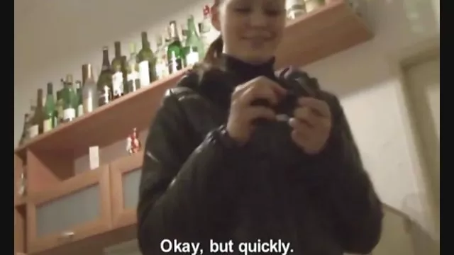 Bedava porno hiçbir kayıt Sevimli kız kıçını parmaklı alır hd turk sikis