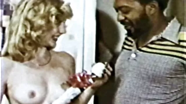 Bedava porno hiçbir kayıt Bebek sarışın birden kaliteli sikis fazla orgazm için onu ıslak kedi Mastürbasyon